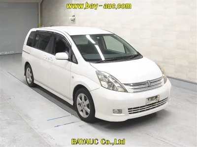 Toyota ISIS