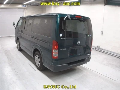 Toyota HiAce Van