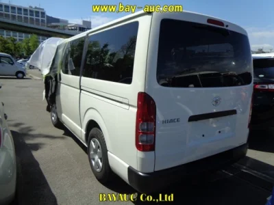 Toyota HiAce Van