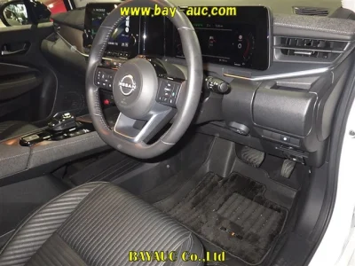 Nissan Aura