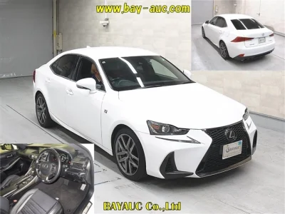 Lexus IS