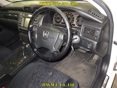 Toyota Crown Estate
