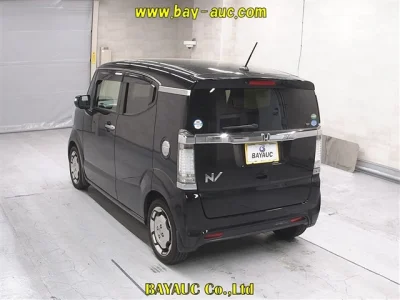 Honda N-Box Slash