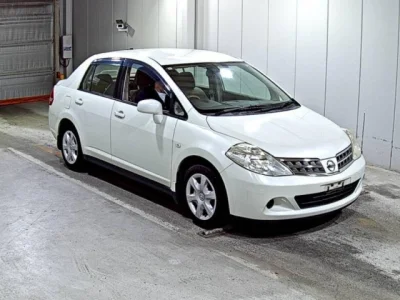 Nissan Tiida Latio