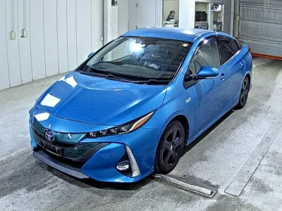 Toyota Prius PHV