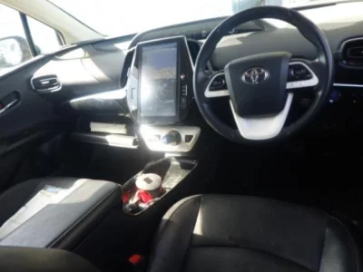 Toyota Prius PHV
