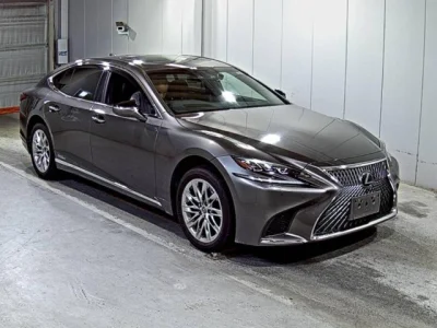 Lexus LS500h
