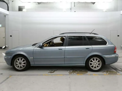 Jaguar X-Type