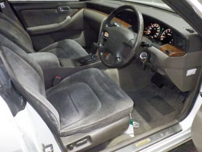 Nissan Laurel