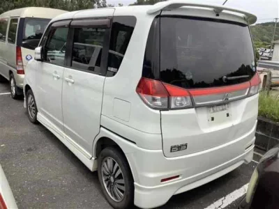 Mitsubishi Delica D:2