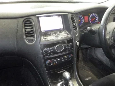 Nissan Skyline Crossover