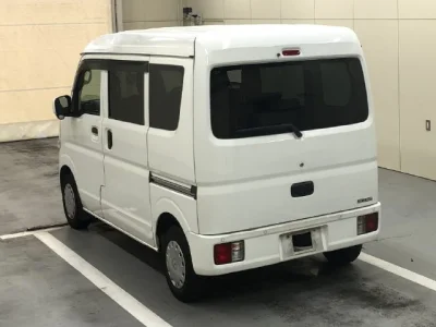Mitsubishi Minicab Van
