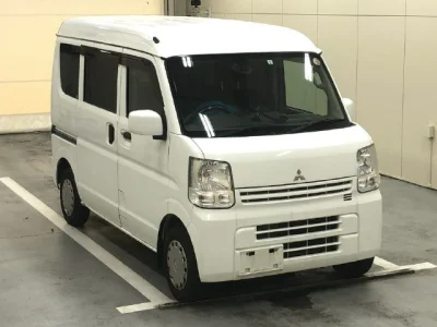 Mitsubishi Minicab Van