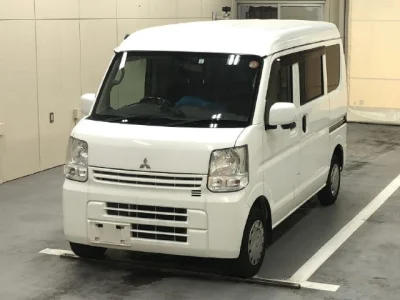 Mitsubishi Minicab Van