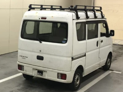 Mitsubishi Minicab Van