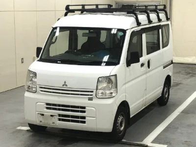 Mitsubishi Minicab Van