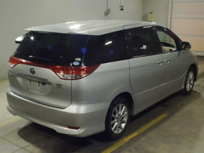 Toyota Estima Hybrid