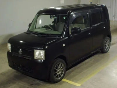 Toyota Pixis Space