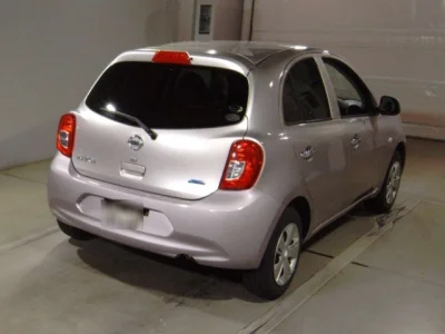 Nissan March
