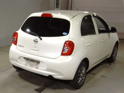 Nissan March