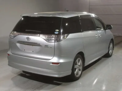 Toyota Estima Hybrid