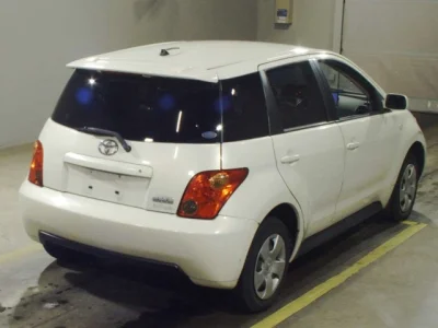 Toyota Ist