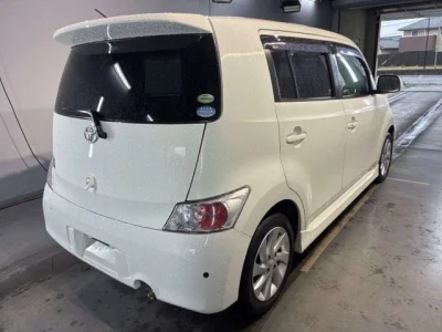 Toyota bB