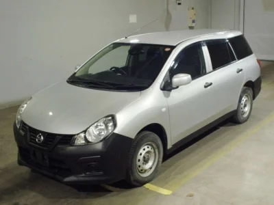 Nissan AD