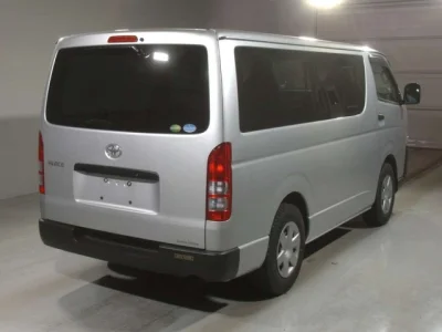 Toyota HiAce Van