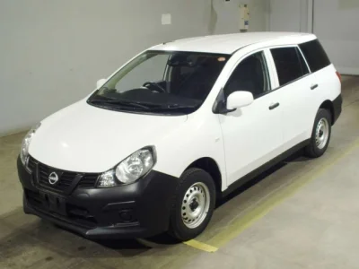 Nissan AD