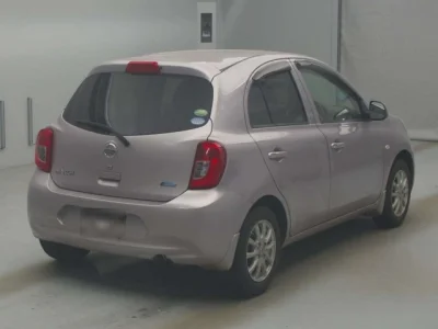 Nissan March