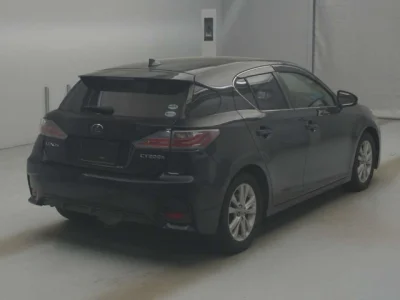 Lexus CT200h
