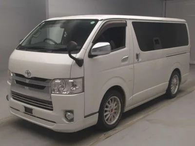 Toyota HiAce Van