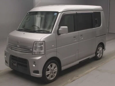 Nissan NV100 Clipper Rio