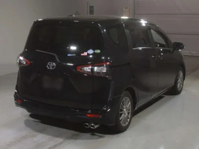 Toyota Sienta