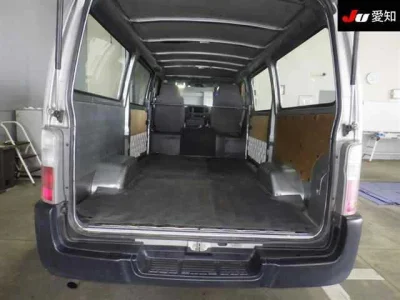Nissan Caravan