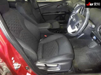 Toyota Prius PHV