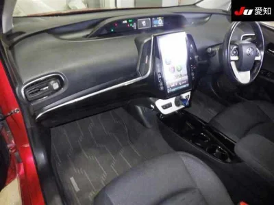 Toyota Prius PHV