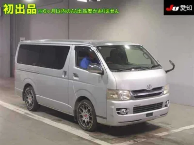 Toyota HiAce Van