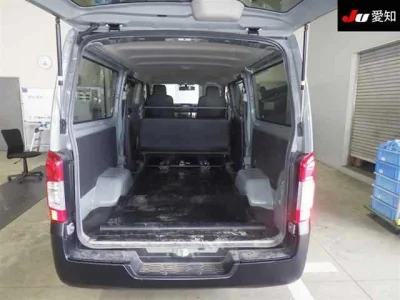 Nissan Caravan
