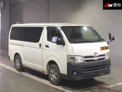 Toyota HiAce Van