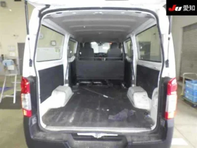 Nissan Caravan