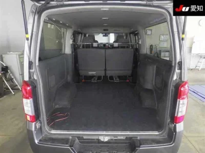 Nissan Caravan
