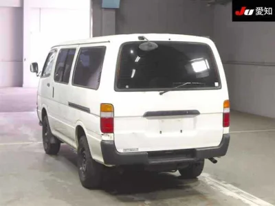 Toyota HiAce Van