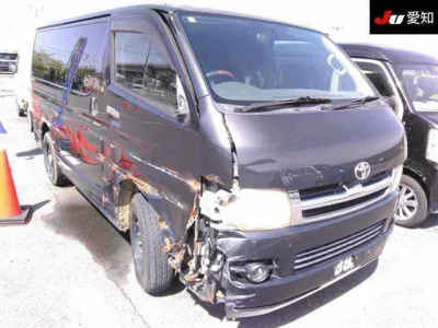 Toyota HiAce Van