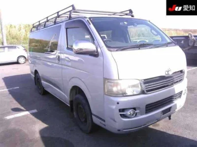 Toyota HiAce Van