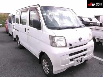 Toyota Pixis Van