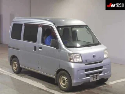 Toyota Pixis Van