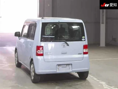 Toyota Pixis Space