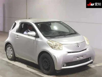 Toyota iQ